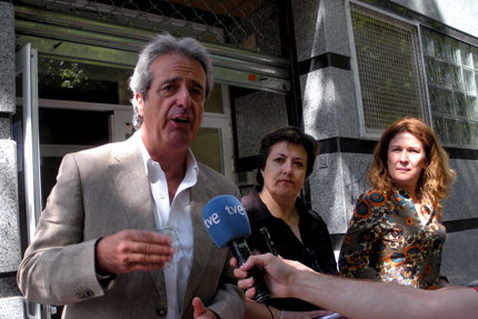 Protesta contra el cierre de un centro de atención de UGT