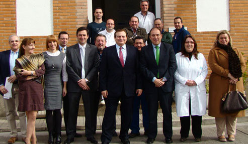 Bello sale en defensa de los puestos de trabajo de Química Sintética