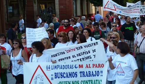 Las limpiadoras del Hospital se movilizan contra los despidos