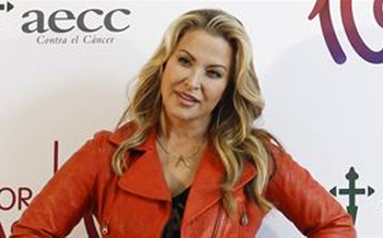 Anastacia presenta su nuevo trabajo