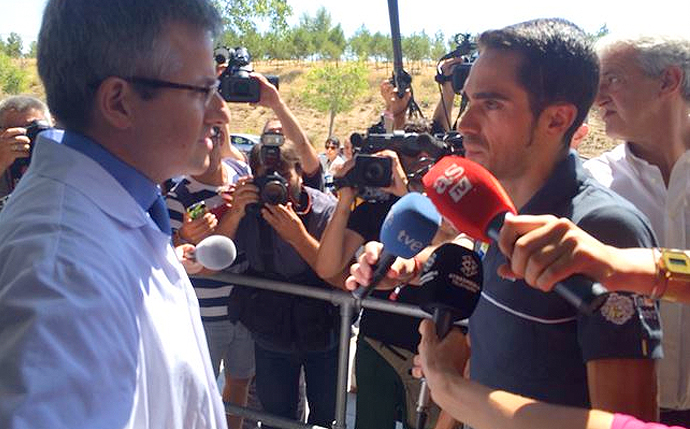 Contador no tendrá que operarse y podría correr la Vuelta a España