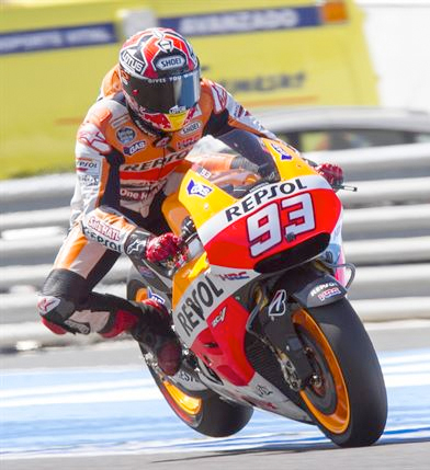 Duelo de titanes en Mugello con victoria de Márquez
