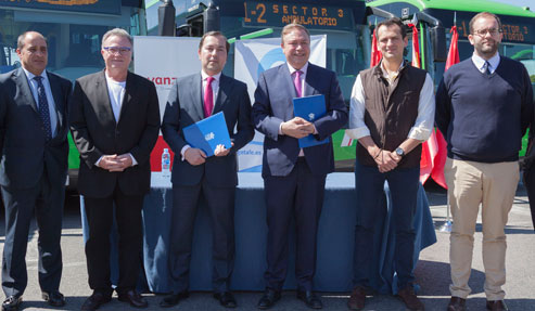 Soler y los autobuses Avanza firman un convenio para fomentar el empleo