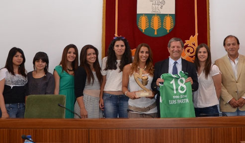 Recepticón oficial al CB femenino por su ascenso a Primera