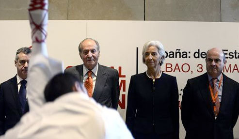 El Rey: Se "confirma" el creimiento, pero el "desafío" sigue en el paro