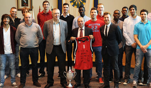 Robles con la filial del Baloncesto Fuenlabrada, campeón de la Liga Adecco