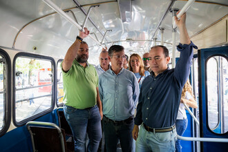 Miles disfrutan de la Fiesta de la Movilidad en Madrid con un teleférico innovador