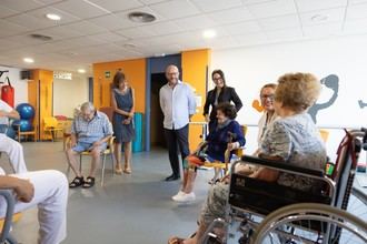 Ayuntamiento de Madrid apoya a 195 familias con programa para cuidadores
