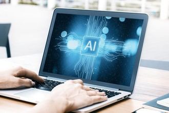 El Gobierno destina 200 millones para capacitar a 80.000 profesionales en digitalización e IA