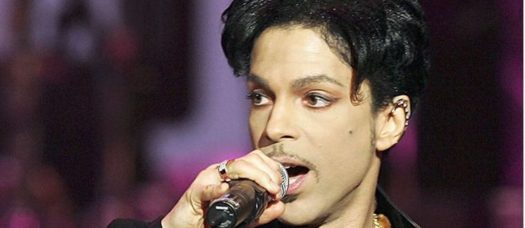 Muere el cantante Prince a los 57 años de edad