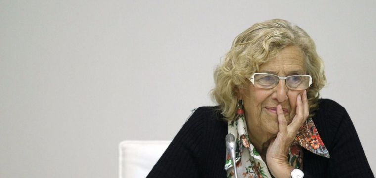 Carmena prefiere la cumbre de alcaldes a la fiesta nacional