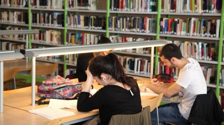 Dos bibliotecas, una en Fuencarral y otra en Villaverde, abrirán las 24h por los exámenes