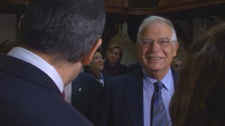 Borrell, un catalán antiindependentista para dirigir Exteriores