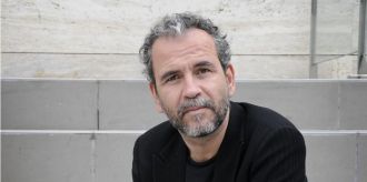 Willy Toledo desafía a la juez y a la policia