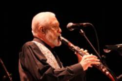 Paquito D’Rivera cierra el festival de jazz en el Teatro del Bosque con una actuación memorable