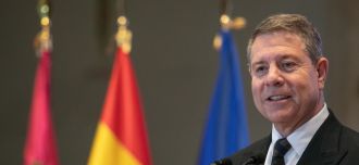 Page no descansa en sus ataques contra Sánchez: “está asando al PSOE en una parrilla”