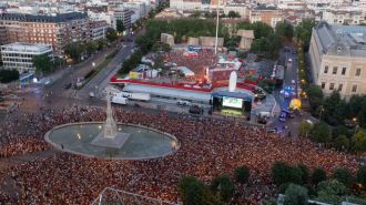 Madrid recibe a los campeones del mundo con una rúa hasta Cibeles y un dispositivo especial de movilidad