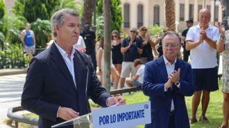 Feijóo solicita a Sánchez que autorice la visita del Rey Felipe VI a Ceuta ante la crisis migratoria
