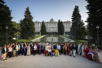 Los jardines de Sabatini brillan en el desfile inaugural de la Semana de la Moda