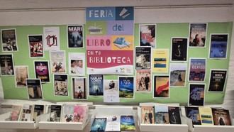 Exposición de novedades editoriales en la Biblioteca F. Lázaro Carreter durante la Feria del Libro de Madrid