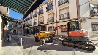 Inician obras para transformar la calle Peligros en zona peatonal