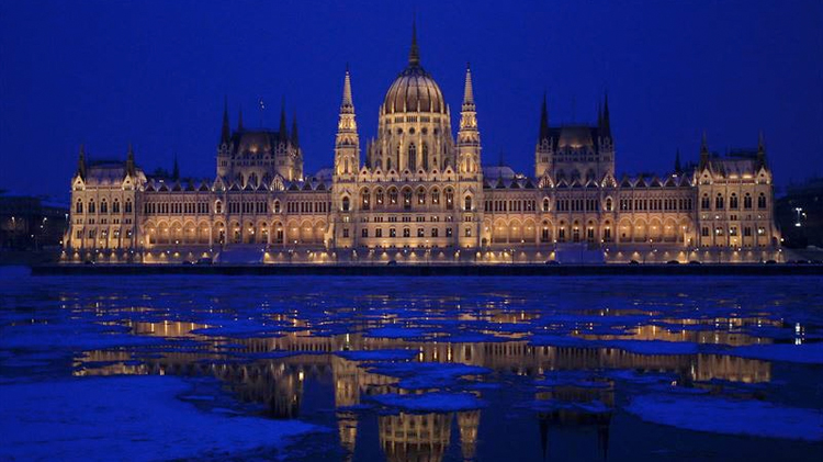 5 lugares imprescindibles de Budapest