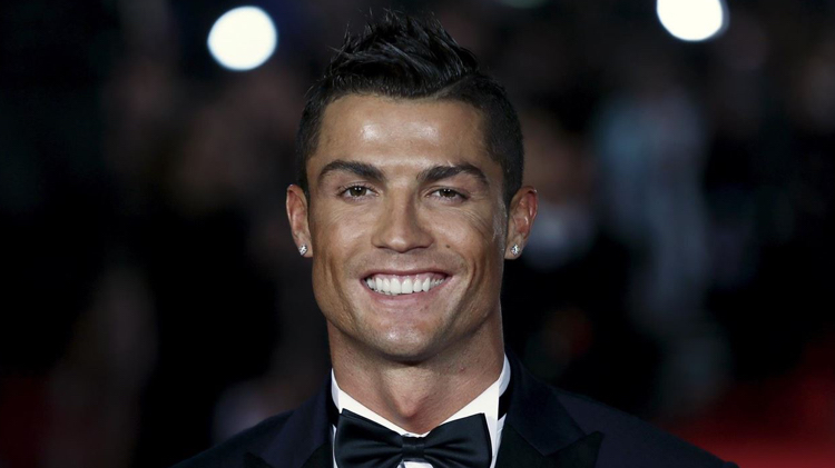 Las "novias" de Ronaldo son muy ricas y hablan inglés y francés 