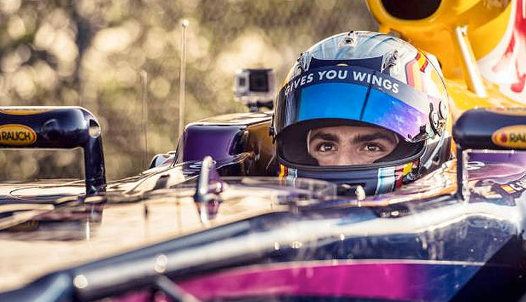 Carlos Sainz busca asiento en la F1 para 2015