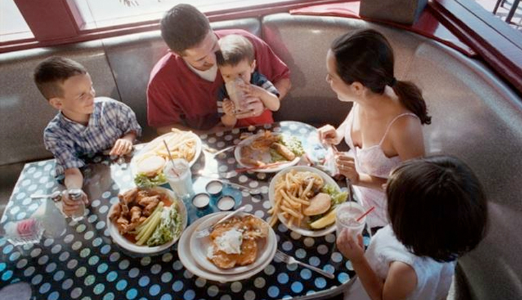 Los 10 errores más comunes en la alimentación familiar