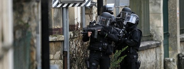 Las policía francesa mata en dos asaltos a los tres terroristas