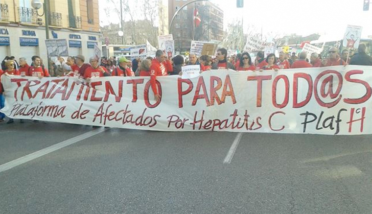 Afectados por la Hepatitis C se manifiestan en 'La Marcha a las Cortes'