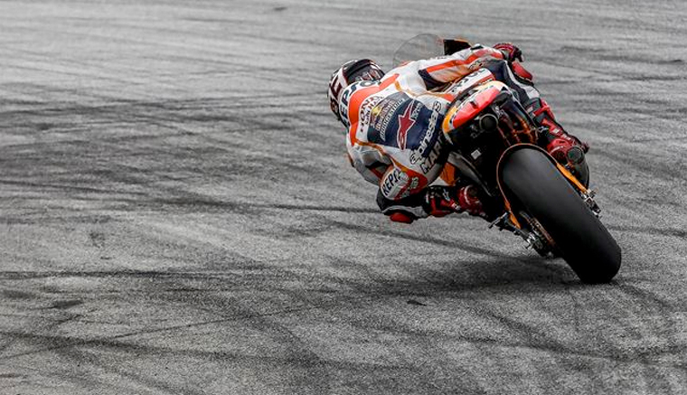 Márquez se marcha de nuevo como el más rápido en Sepang