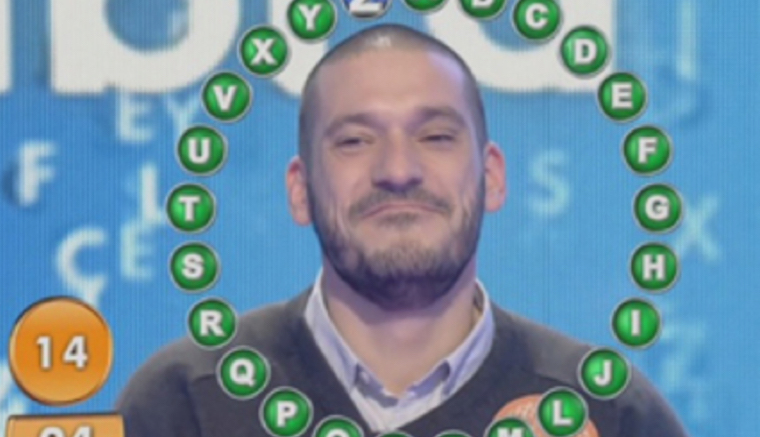 Un inspector de policía se lleva el 'botín' de 354.000 de 'Pasapalabra'