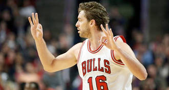 Pau Gasol vuelve a ser determinante en su regreso a las canchas