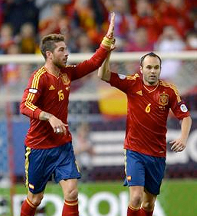 Ramos, Iniesta y Diego Costa, finalistas al FIFA Balón de Oro