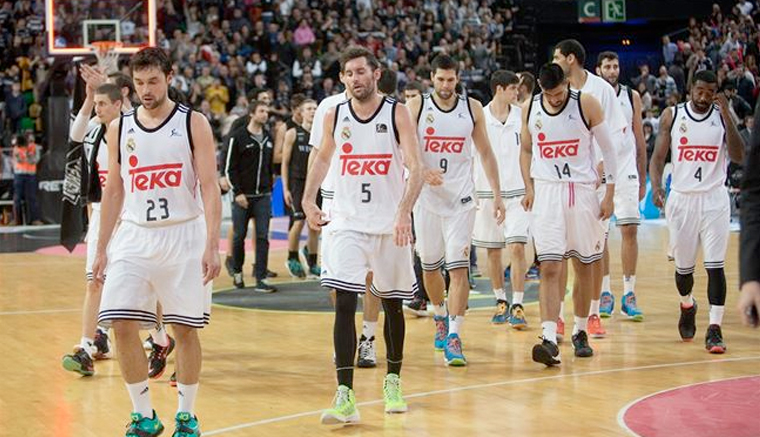 El Real Madrid cede el liderato a Unicaja