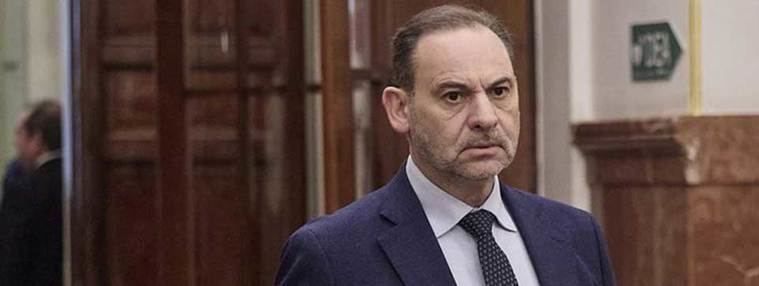 Ábalos enseña la patita: Asegura que le confirmaron la reunión Sánchez- Otegui antes de la moción de censura