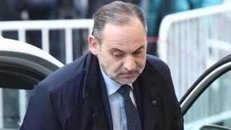 Ábalos se apunta a la jubilación para hacer caja. 