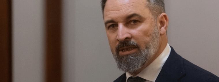Abascal: Un líder cuestionado internamente y aupado por la ultraderecha internacional