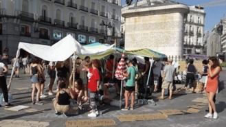 Acampada feminista en Sol contra el sistema 