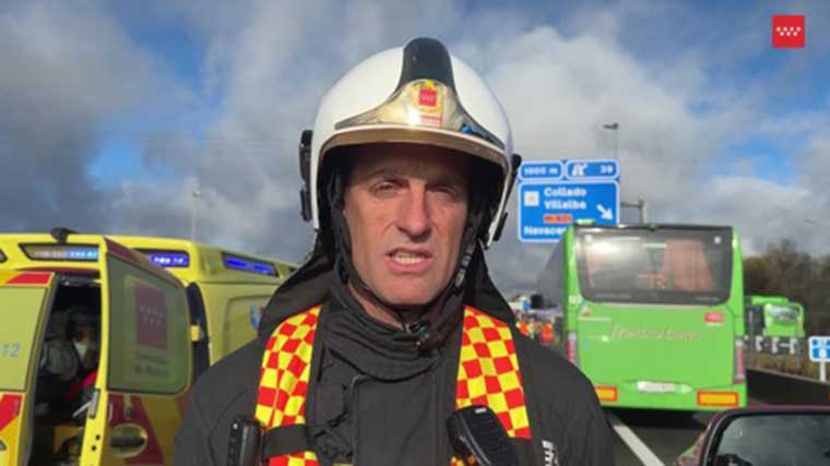 Heridas 24 personas, dos de ellas graves, en un accidente múltiple en la A-6