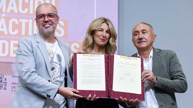 El Gobierno aprueba el Estatuto del Becario tras más de dos años de la firma del acuerdo con los sindicatos