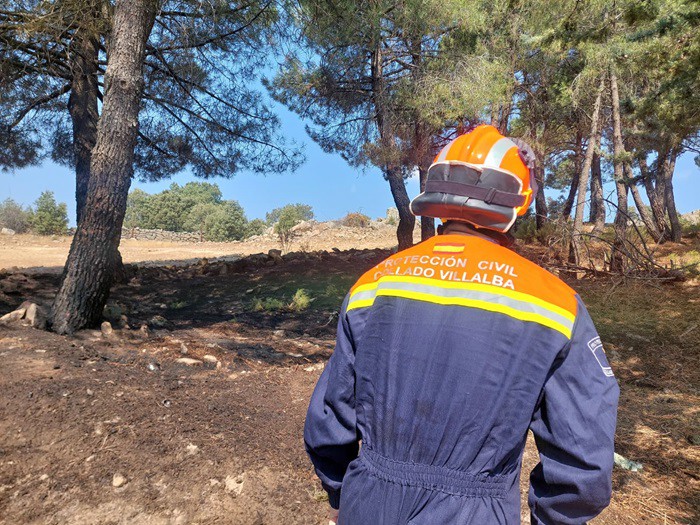 Intervención rápida de Protección Civil en incendio del Cerro El Telégrafo