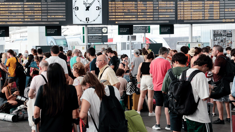 Adif abre una investigación tras reanudar la circulación de los trenes Valencia-Madrid afectada este domingo