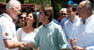 Aznar se suma a la campaña de la candidata Adrados 