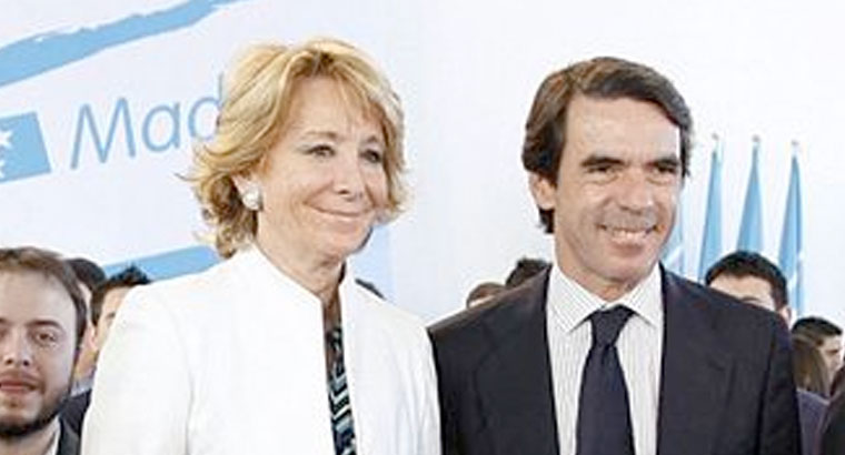 Aguirre, "segurísima" de ganar, tira de Aznar para un acto de campaña