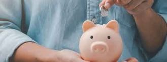 La tasa de ahorro de los hogares cae al 4,8% en el primer trimestre: Se ahorra menos y se gasta más