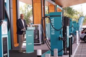 Madrid inaugura una electrolinera en Carabanchel con 26 puntos de carga