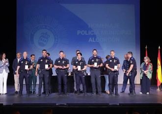 Homenaje a la Policía Municipal en Alcorcón por su servicio y dedicación pública