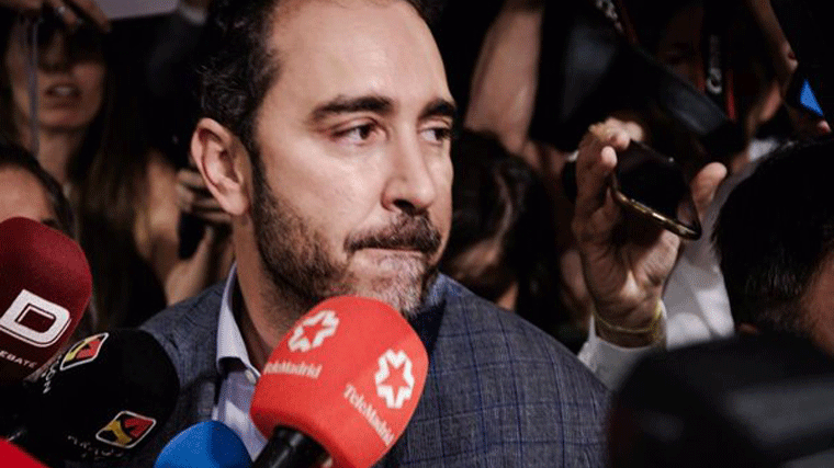 Aldama irrumpe en la comparecencia de Leire Díez, dice que miente y lanza amenazas contra Sánchez y Cerdán